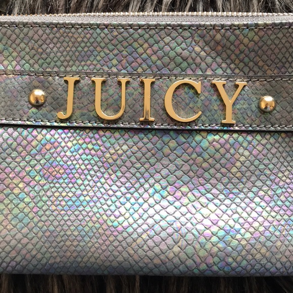 Juicy Couture Wristlet NWT - Picture 2 of 7